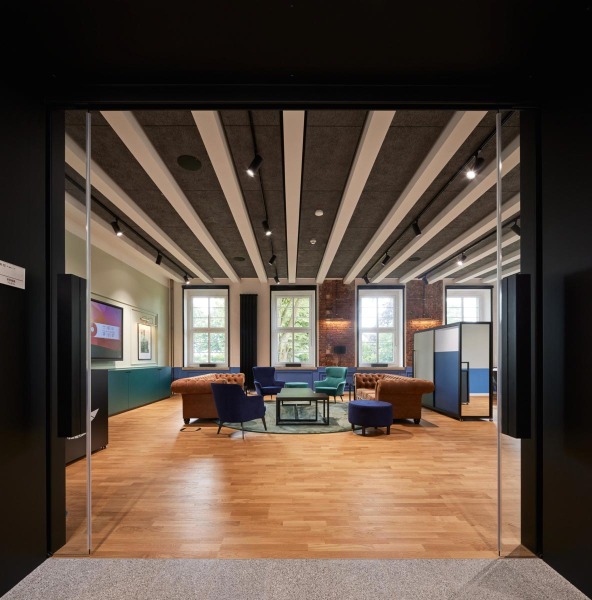 BX_Herford_Mary-Summerville-Boulevard_16