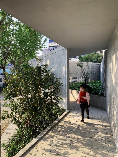Perspective-of-the-middle-part-the-corridor-TM