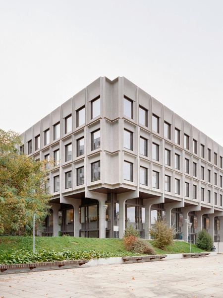 02_Burckhardt_Rousseau_high