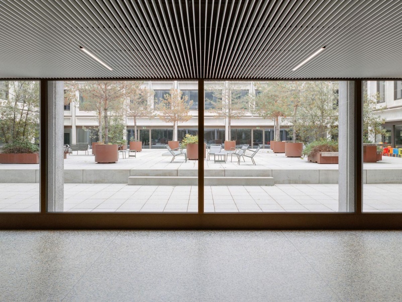 11_Burckhardt_Rousseau_high