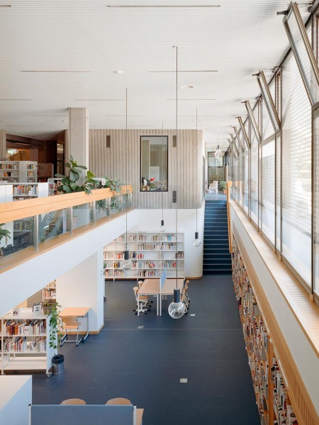 21_Burckhardt_Rousseau_high