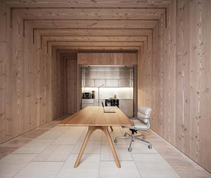 101010-full_7631-1_101010_sc_v2com