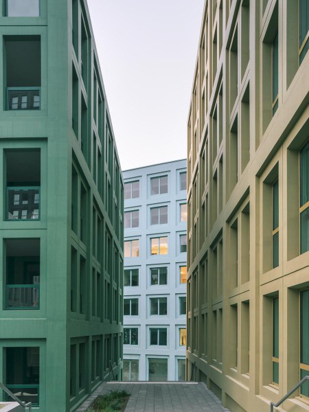 Lorenzo-Zandri-LAN-NOLISTRA-NNIVRT4