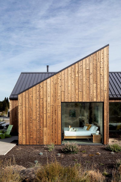 Mork-Ulnes-Architects-Octothorpe-House-PH-4B_4247_F2-photo-by-Jeremy-Bittermann-JBSA