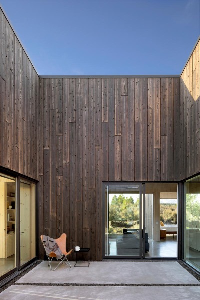 Mork-Ulnes-Architects-Octothorpe-House-PH-4B_4682_F2-photo-by-Jeremy-Bittermann-JBSA