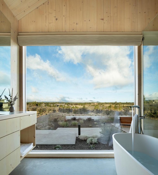 Mork-Ulnes-Architects-Octothorpe-House-PH-0230_F2-photo-by-Jeremy-Bittermann-JBSA