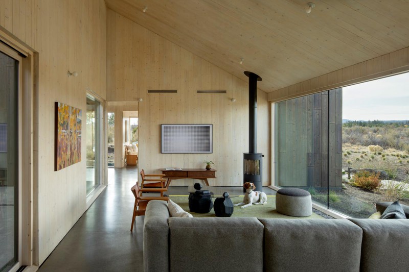 Mork-Ulnes-Architects-Octothorpe-House-PH-0002_F-photo-by-Jeremy-Bittermann-JBSA
