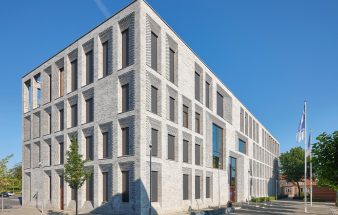 Perfekt an die Fassade angepasst