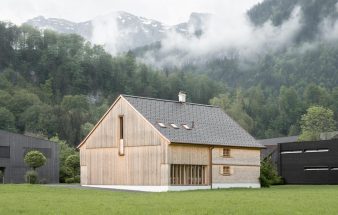 Zwischen Schatten und Patina