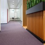 Maßgeschneiderte Perfektion in Rot